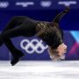 Χειμερινοί Ολυμπιακοί Αγώνες: Ο «άρχοντας τoυ τετραπλού Axel» Μαλίνιν πέταξε ανάποδα και χάρισε το χρυσό στις ΗΠΑ