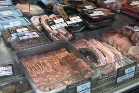 Πήρε η φωτιά η τιμή του μοσχαριού - Πόσο θα μας κοστίσει η Τσικνοπέμπτη