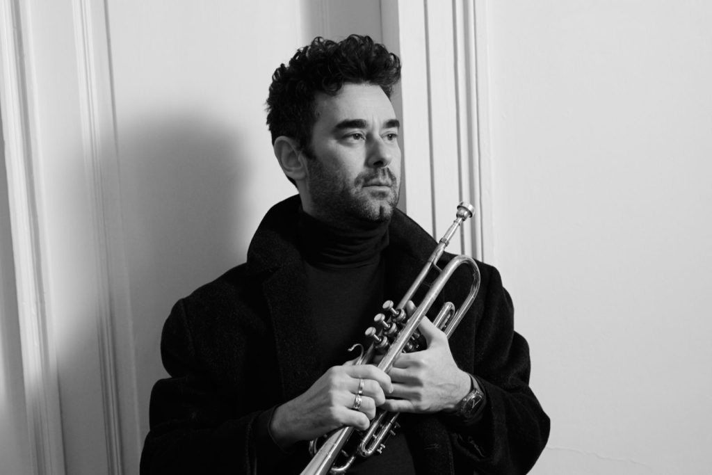 Ανδρέας Πολυζωγόπουλος: «Όταν παίζω Chet Baker, επιστρέφω στην ουσία της τζαζ»