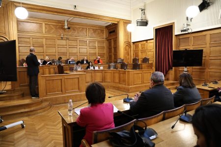 «Πρεμιέρα» με ένταση και καυγάδες στη διακομματική για τον πρωτογενή τομέα