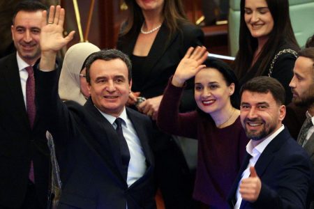 Νέα κυβέρνηση στο Κόσοβο – Τρίτη θητεία για Άλμπιν Κούρτι