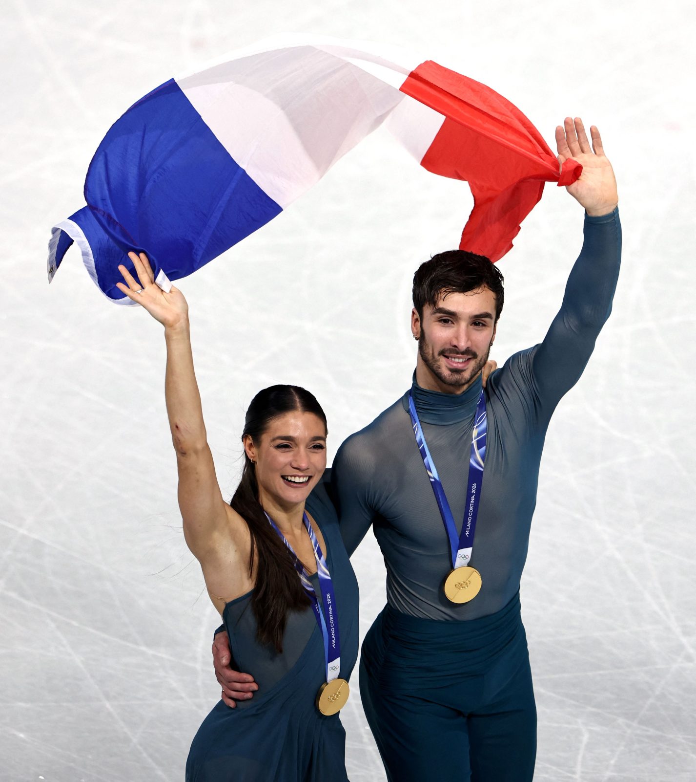 Χειμερινοί Ολυμπιακοί Αγώνες: Ελληνικό άρωμα στα σκάνδαλα που επισκιάζουν το χρυσό της Γαλλίας στο καλλιτεχνικό πατινάζ