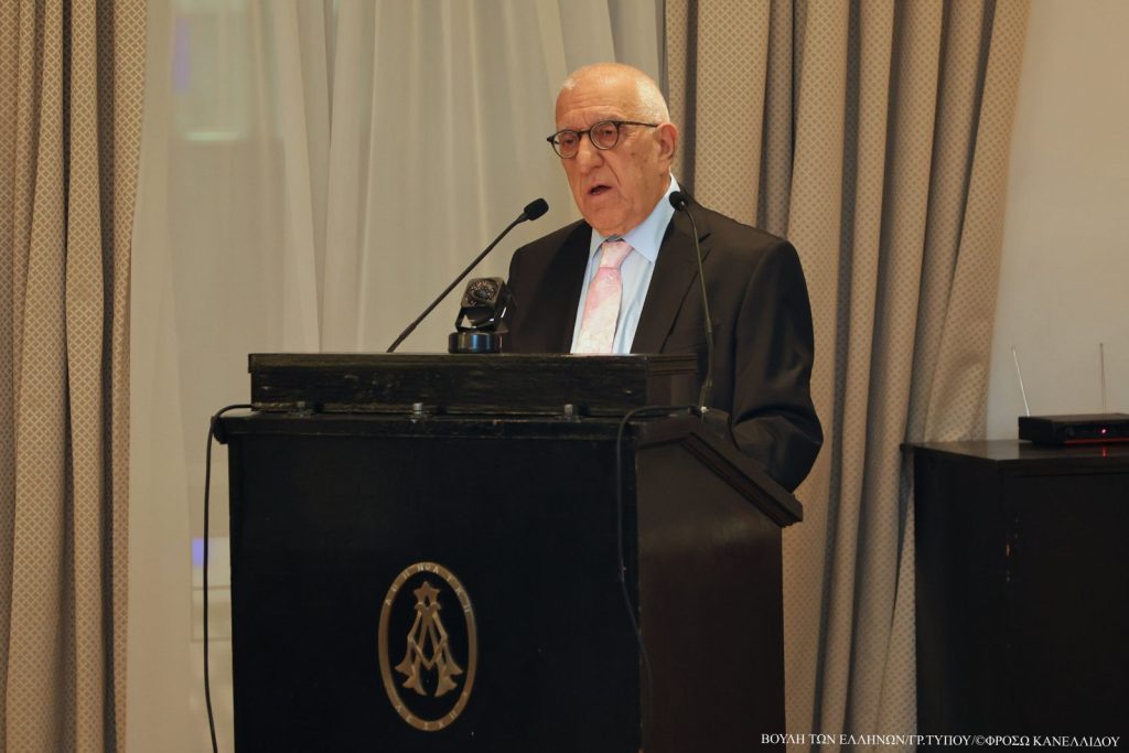 Κακλαμάνης για Αννα Ψαρούδα Μπενάκη: Αποχαιρετώ μια φίλη, μια μεγάλη κυρία της πολιτικής