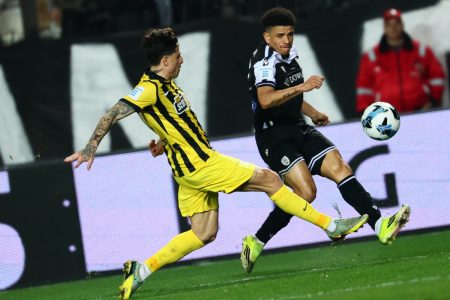 ΠΑΟΚ - ΑΕΚ 0-0: Πέναλτι, δοκάρια, αλλά όχι γκολ στο ντέρμπι της Τούμπας