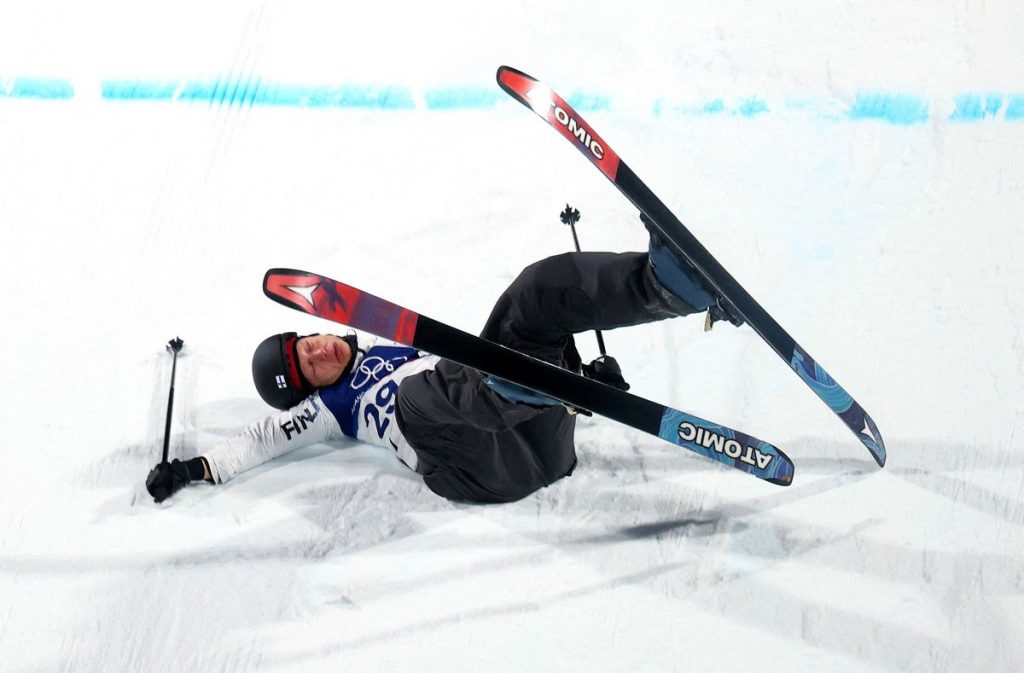 Χειμερινοί Ολυμπιακοί Αγώνες: Σοκαριστικό ατύχημα για τον Λάγιουνεν (ΒΙΝΤΕΟ)