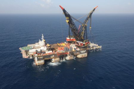 Chevron: Συμφωνία ορόσημο – Στο Μαξίμου οι υπογραφές για τα θαλάσσια οικόπεδα