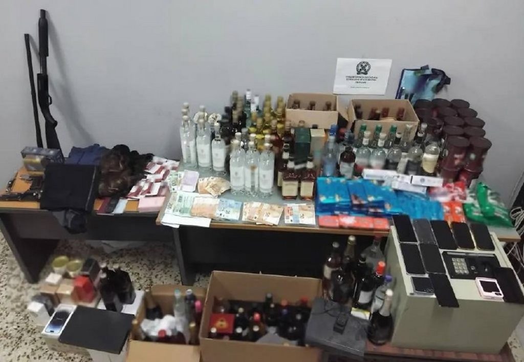 Βίντεο ξεσκεπάζει τη δράση σπείρας που «ρήμαζε» κάβες στην Αττική