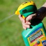 Bayer – Roundup: Συμφωνία έως 7,25 δισ. δολάρια σε αγωγές για το «ύποπτο» ζιζανιοκτόνο
