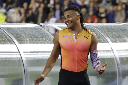 Εμμανουήλ Καραλής: «Πέταξε» στα 6 μέτρα στο Λιεβέν