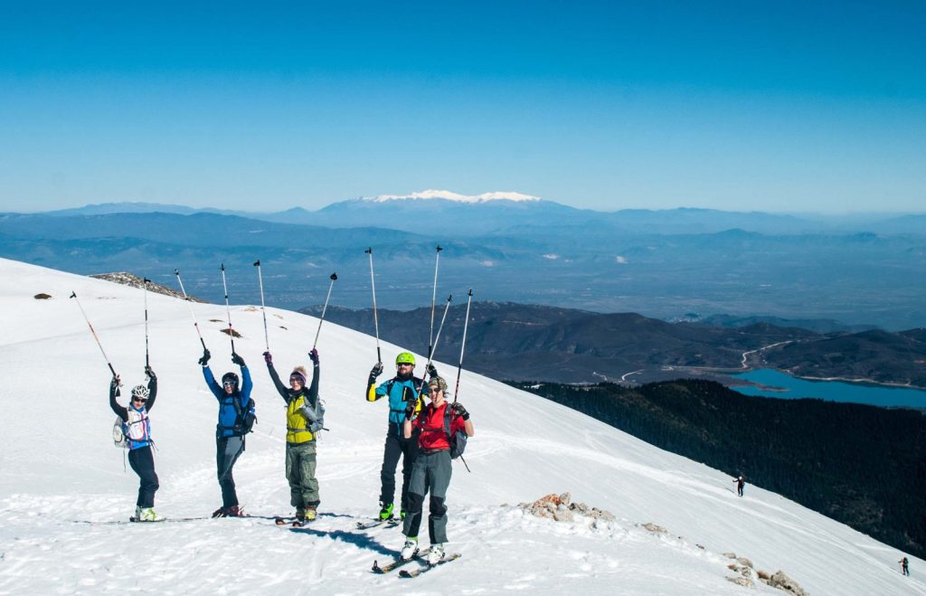 Παρνασσός: Επιτυχής η επιχείρηση διάσωσης των δύο ορειβατών