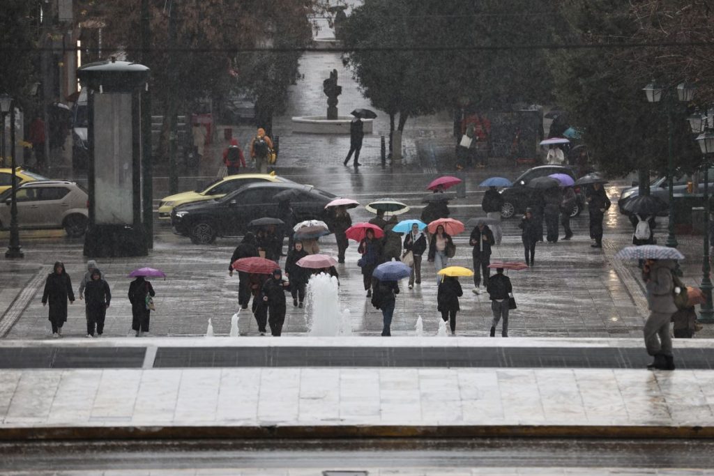 Κακοκαιρία: «Σπασμένη Γραμμή Λαίλαπας» σχηματίστηκε στα δυτικά – Πότε αναμένεται στην Αττική