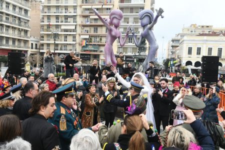 Πάτρα: Κορυφώνονται οι καρναβαλικές εκδηλώσεις – Όσα θα γίνουν σήμερα και αύριο