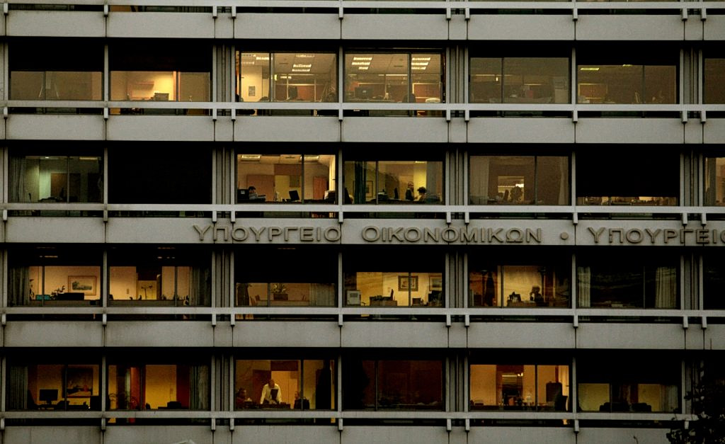 Έσοδα κάτω από τον στόχο – Τι επηρέασε αρνητικά τον προϋπολογισμό