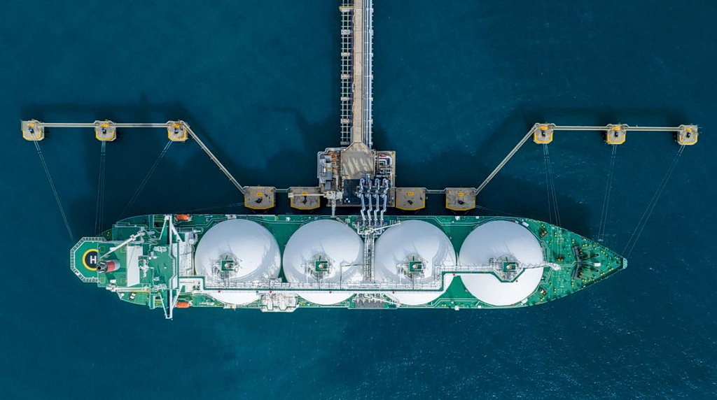 Κάθετος διάδρομος: Ο ελέφαντας στο δωμάτιο και το ελληνικό στοίχημα του LNG