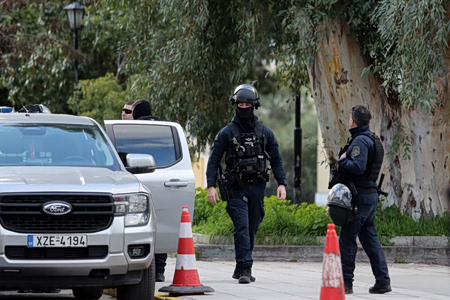 Συναγερμός στα δικαστήρια της Ευελπίδων μετά από τηλεφώνημα για βόμβα