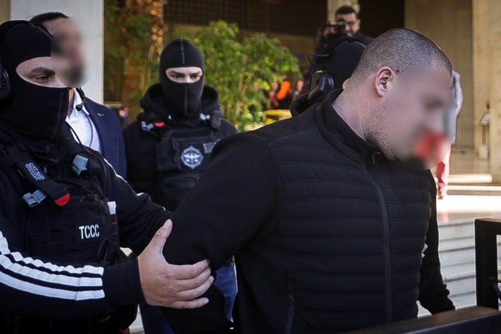 Φοινικούντα: Κατηγορούμενοι η σύντροφος του ανιψιού και ο φίλος του για υπόθαλψη εγκληματία