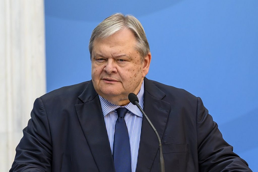 Βενιζέλος για υποκλοπές: Οι ανοιχτές πληγές στο κράτος δικαίου δεν κλείνουν επειδή το θέλει η κυβέρνηση