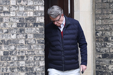 Φάκελος Έπστιν: Η Κομισιόν ζητά έρευνα για τον Μάντελσον – Τι αναζητά