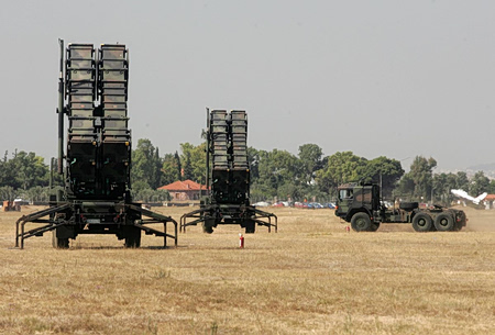 Κρίση στη Μέση Ανατολή: Πώς η Ελλάδα μπορεί να βρεθεί στο επίκεντρο της σύγκρουσης ΗΠΑ-Ιράν