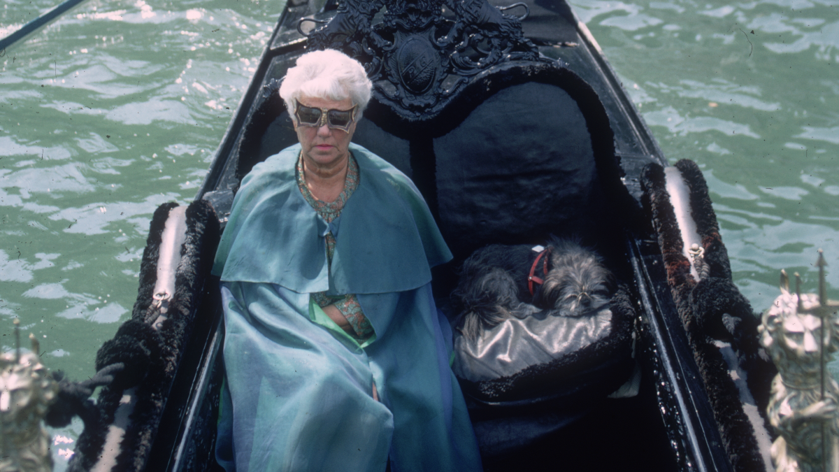 Peggy Guggenheim, η τελευταία αρχόντισσα της Βενετίας: Πώς ένα ημιτελές παλάτσο άλλαξε για πάντα τη σύγχρονη τέχνη