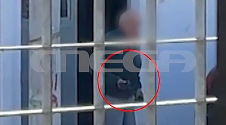 Δικογραφία σε βάρος του 81χρονου που απείλησε μαθητές με όπλο στου Ρέντη