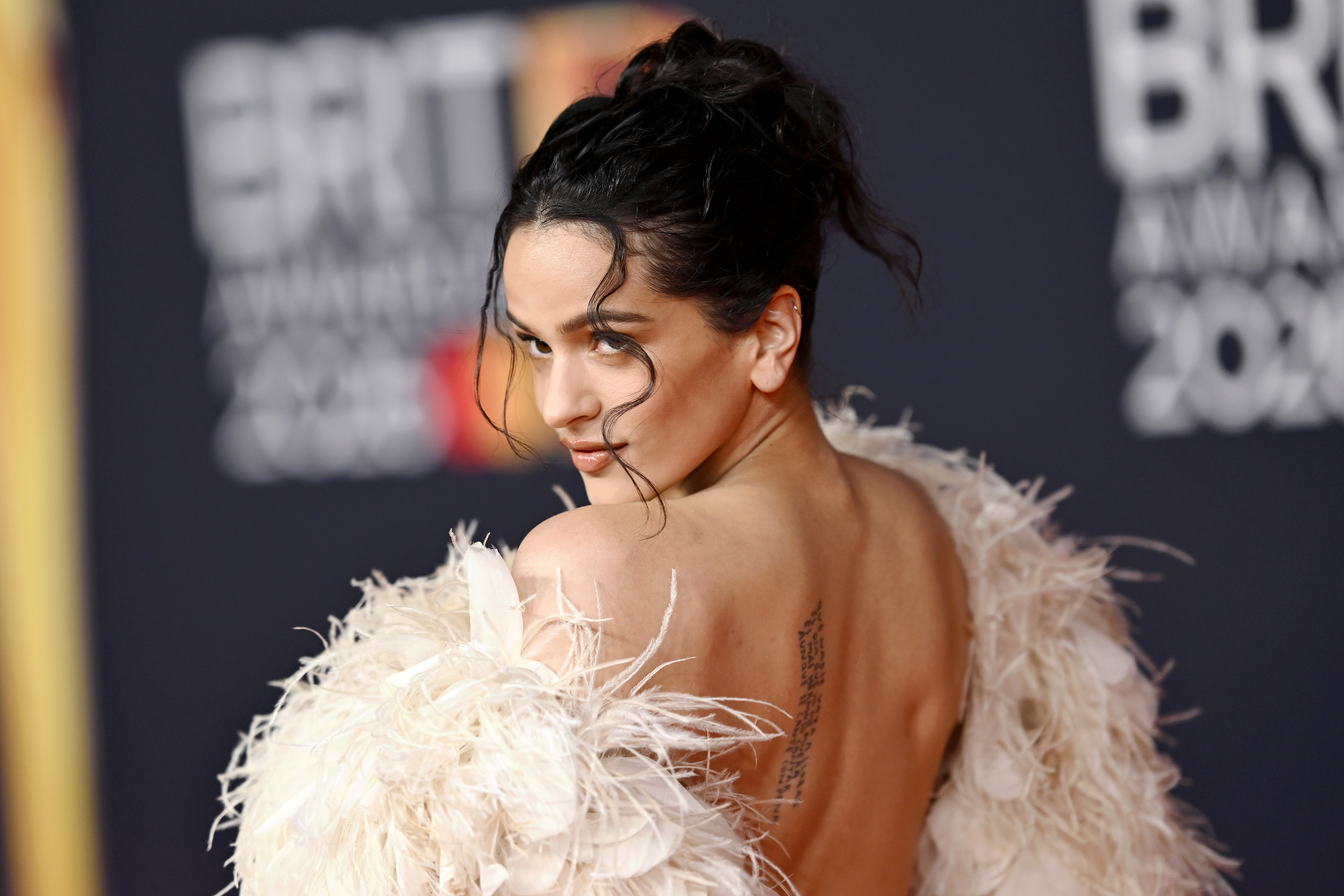 BRIT Awards 2026: Τα πιο εντυπωσιακά looks της βραδιάς