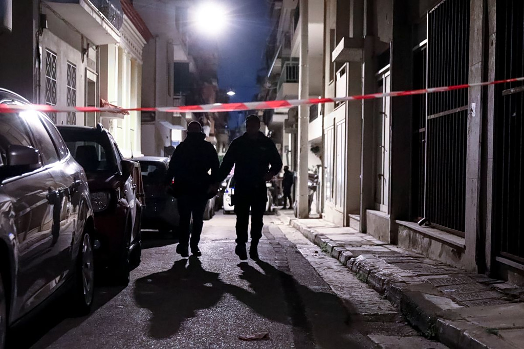 Κολωνός: Βρέθηκε νεκρή 31χρονη έγκυος – Προσήχθη ο σύντροφός της