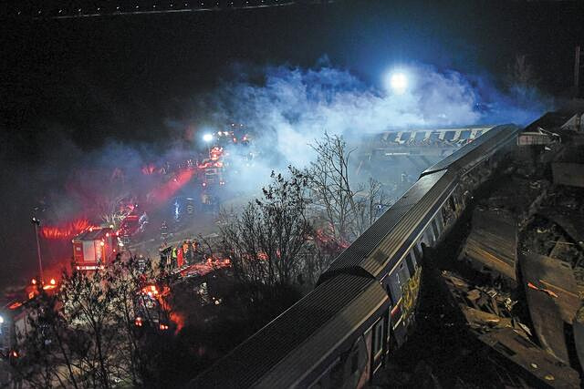 Δεν θα ησυχάσουν τα Τέμπη