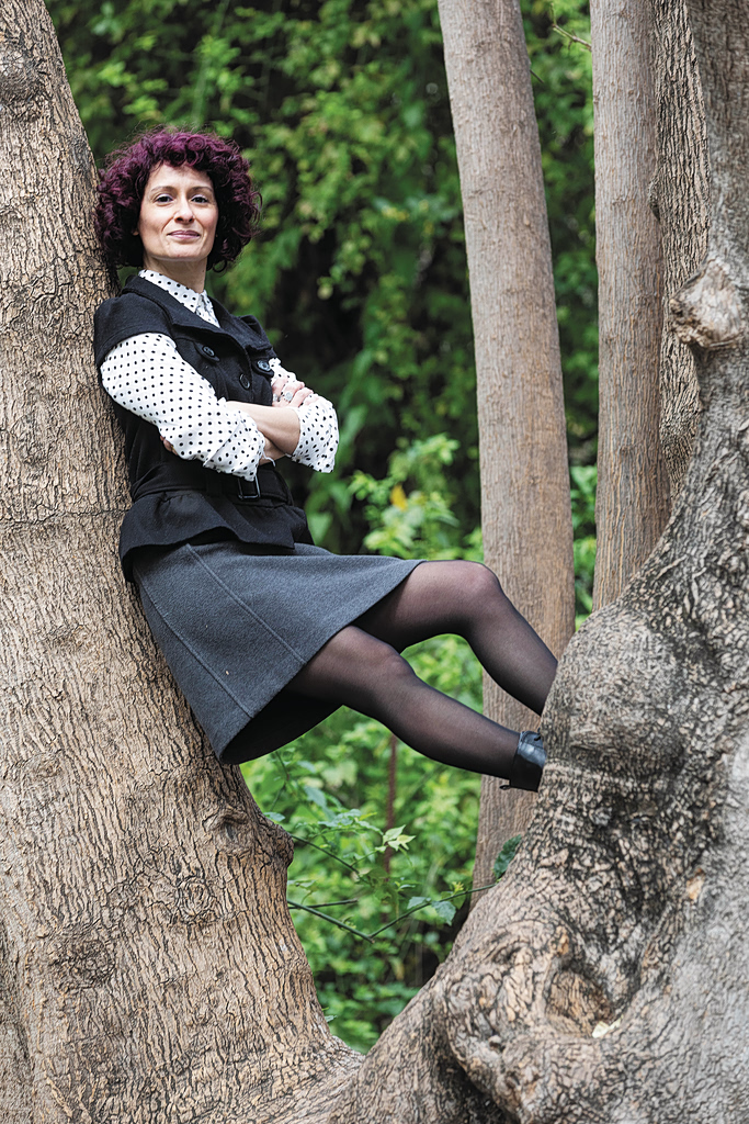 Μαρία Φακίνου: «Πιστεύω στη γυναικεία φιλία και αλληλεγγύη»