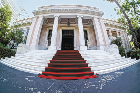 Υποκλοπές: Ο «κοριός» στο δωμάτιο