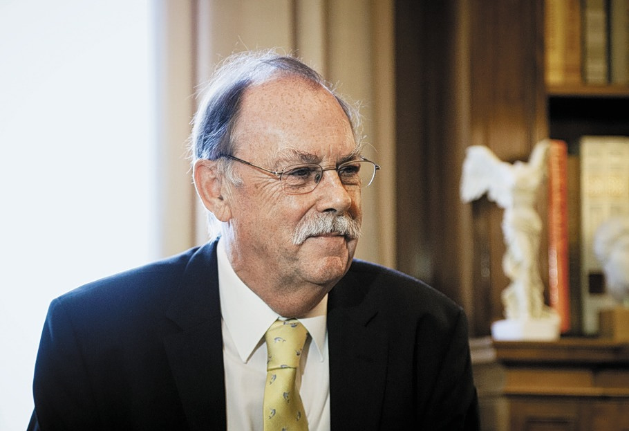 Roderick Beaton: «Η Ευρώπη πλησιάζει σε ένα σταυροδρόμι»