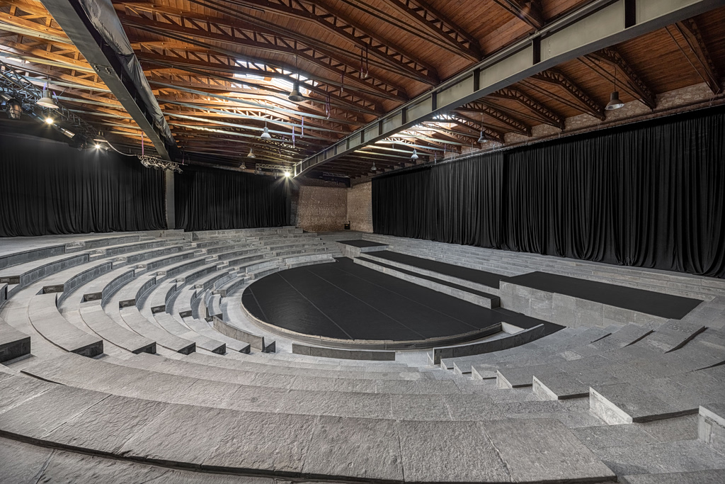 Εθνικό Θέατρο: Ζητά επανεξέταση του νομοσχεδίου για την Ανώτατη Σχολή Παραστατικών Τεχνών