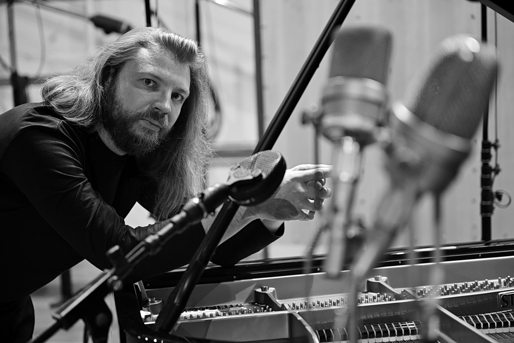 Ντένις Κουζούχιν: Ενας «πρωταθλητής» του πιάνου στην Αθήνα