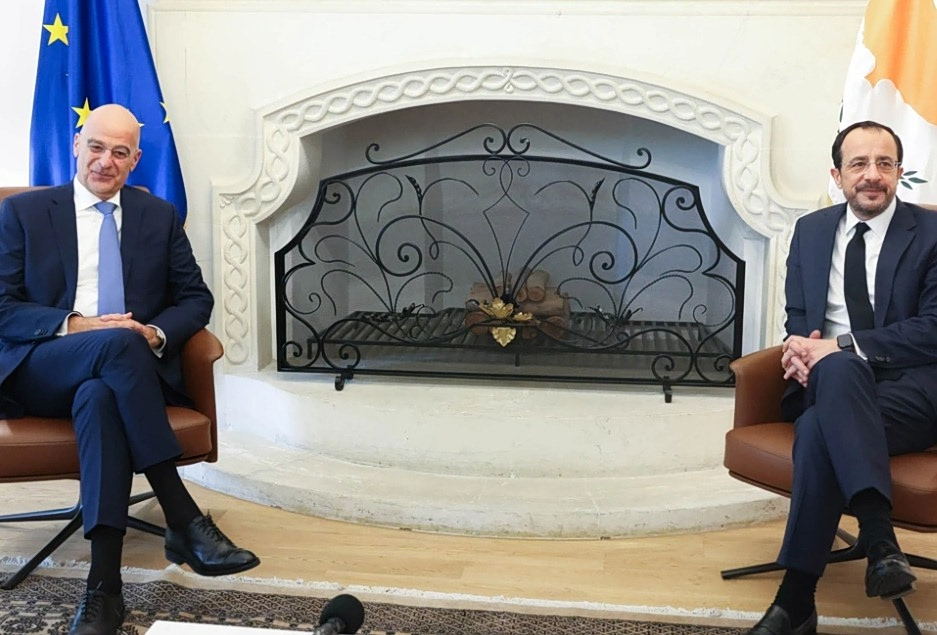 Δένδιας στην Κύπρο: «Η Ελλάδα θα δώσει όποια βοήθεια μπορεί»