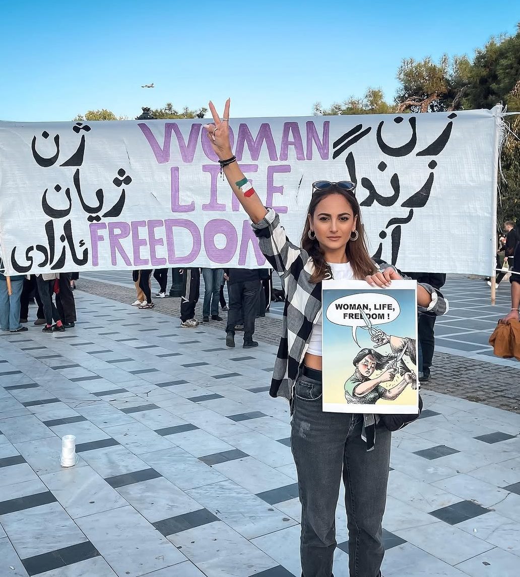 4 Ιρανές που ζουν στην Ελλάδα διηγούνται στο ΒΗΜΑ τις συγκλονιστικές ιστορίες τους