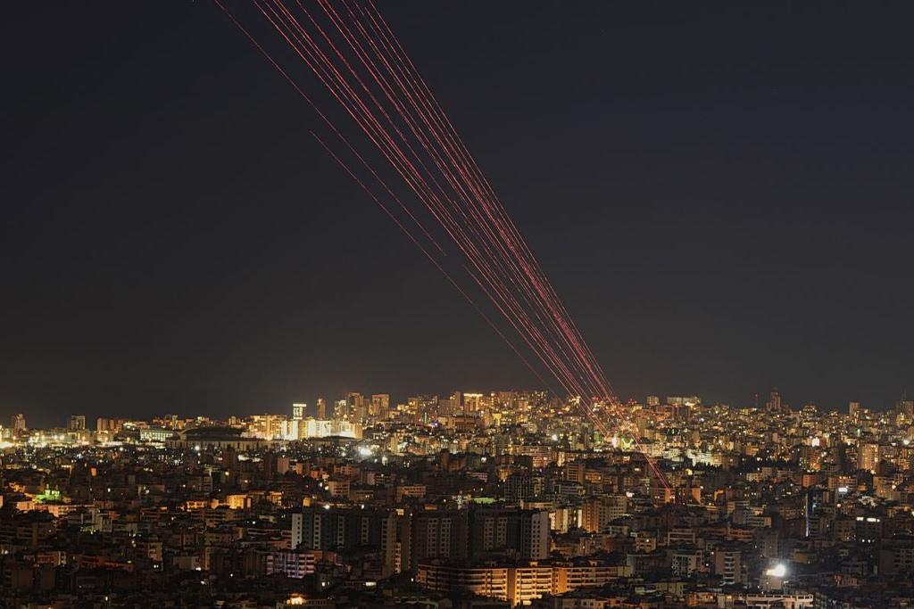 Ιράν: Ο πόλεμος διαχέεται – Στο κάδρο Λίβανος, Συρία, Ιράκ και χερσαία επίθεση από Κούρδους