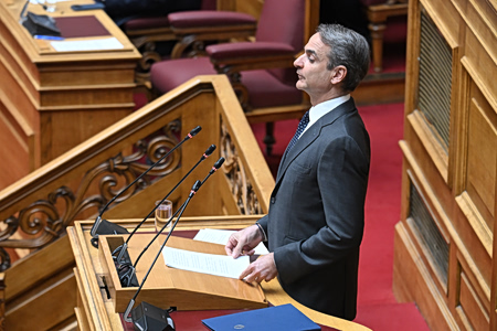 Live η συζήτηση στη Βουλή για Μέση Ανατολή και Κύπρο