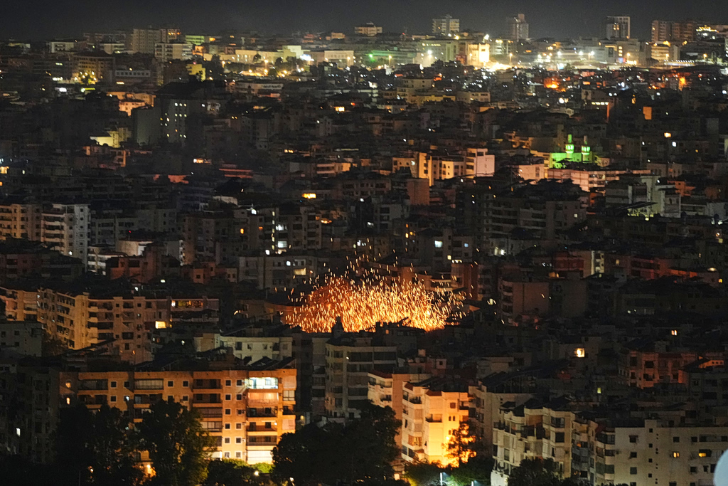 Στο κόκκινο η σύγκρουση ΗΠΑ–Ισραήλ με Ιράν: Εκατέρωθεν απειλές και νέα μέτωπα – Προς τα πού επεκτείνεται ο πόλεμος