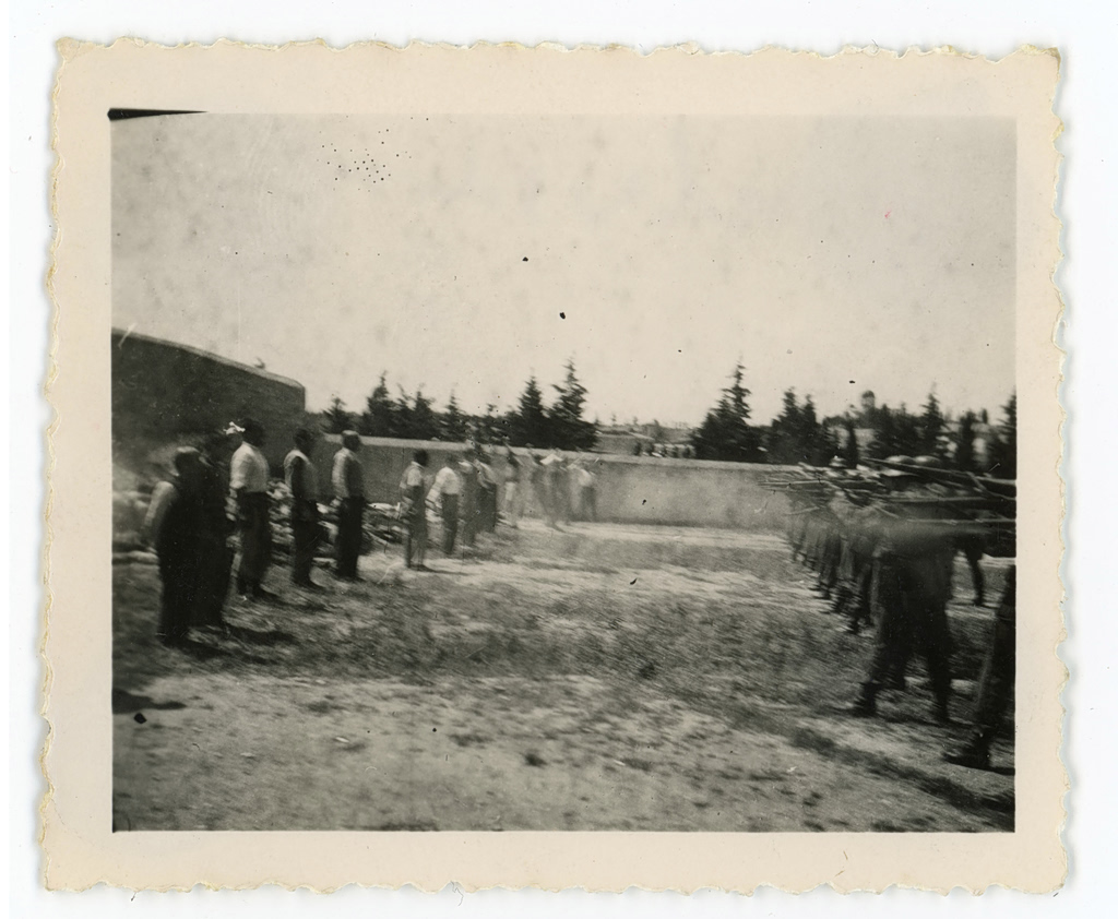 Καισαριανή: Η συγκλονιστική στιγμή της εκτέλεσης των 200 πατριωτών