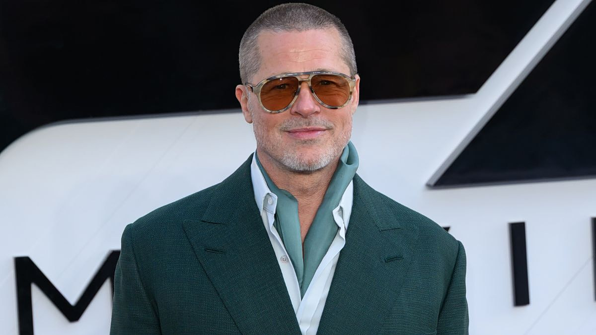 Ο Brad Pitt συνεχίζει τα γυρίσματα στην Ελλάδα: Τα πρώτα πλάνα στη Χαλκίδα και η αποκάλυψη για το Δημαρχείο Αθηνών