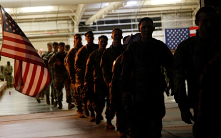 Anadolu Agency: Η «Επιχείρηση Επική Οργή» καίει περίπου 5,82 δισ. δολάρια σε μόλις 100 ώρες