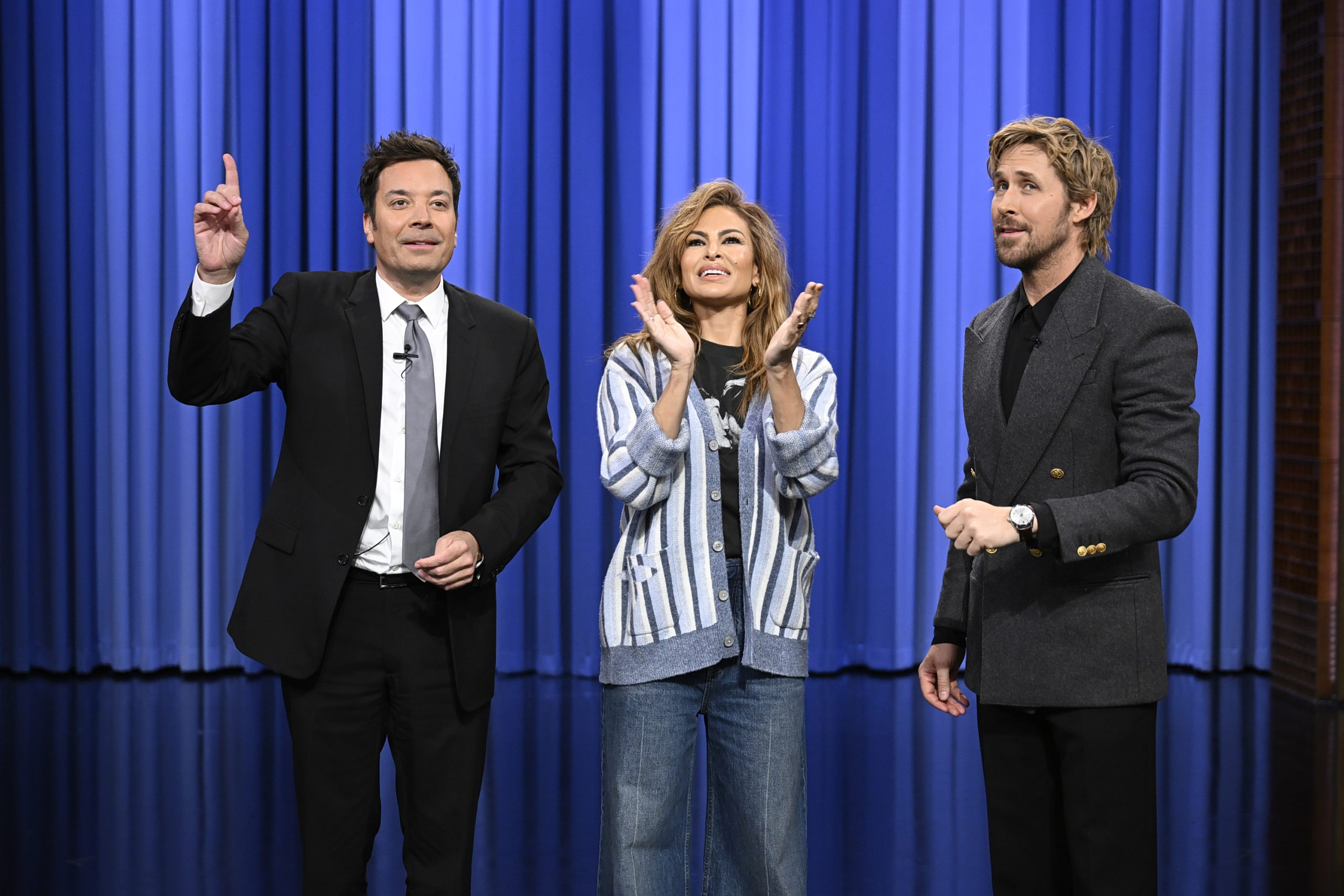 Ryan Gosling: Μπορεί να άργησε 10 χρόνια να εμφανιστεί δημόσια με τη γυναίκα του, ανέβασε όμως τον πήχη με μία έκπληξη