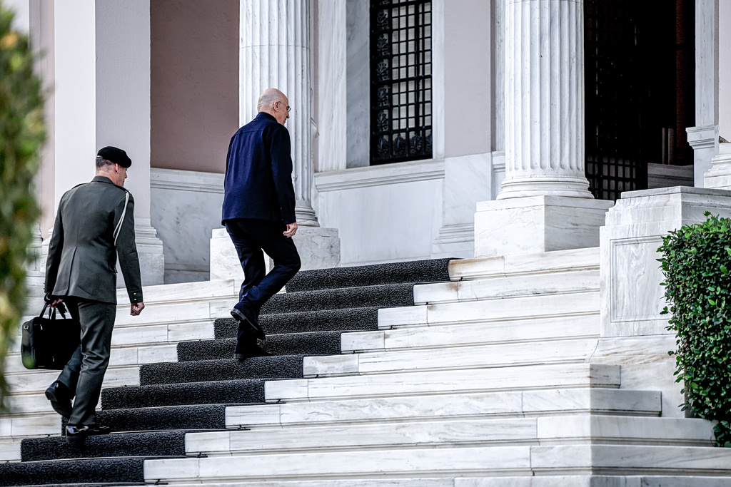 Τα «red flags» της κρίσης