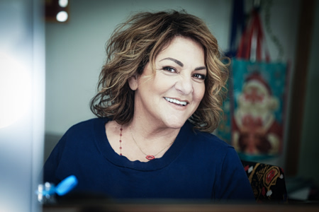 Βίκυ Σταυροπούλου – ΒΗΜΑ Talks: «Οι γυναίκες, αντί να αλληλοσπαραζόμαστε, να αλληλοθαυμαζόμαστε»