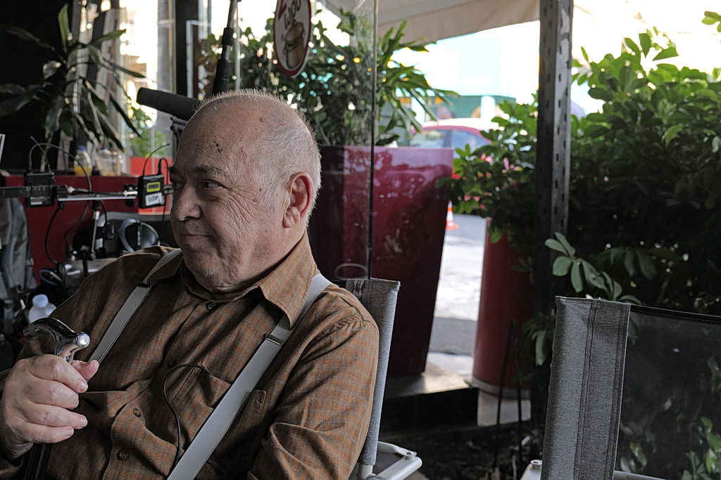 Χρήστος Βαλαβανίδης: Από τη σκηνή στα «Κουρέλια» και την τηλεόραση – Η τελευταία παράσταση ζωής