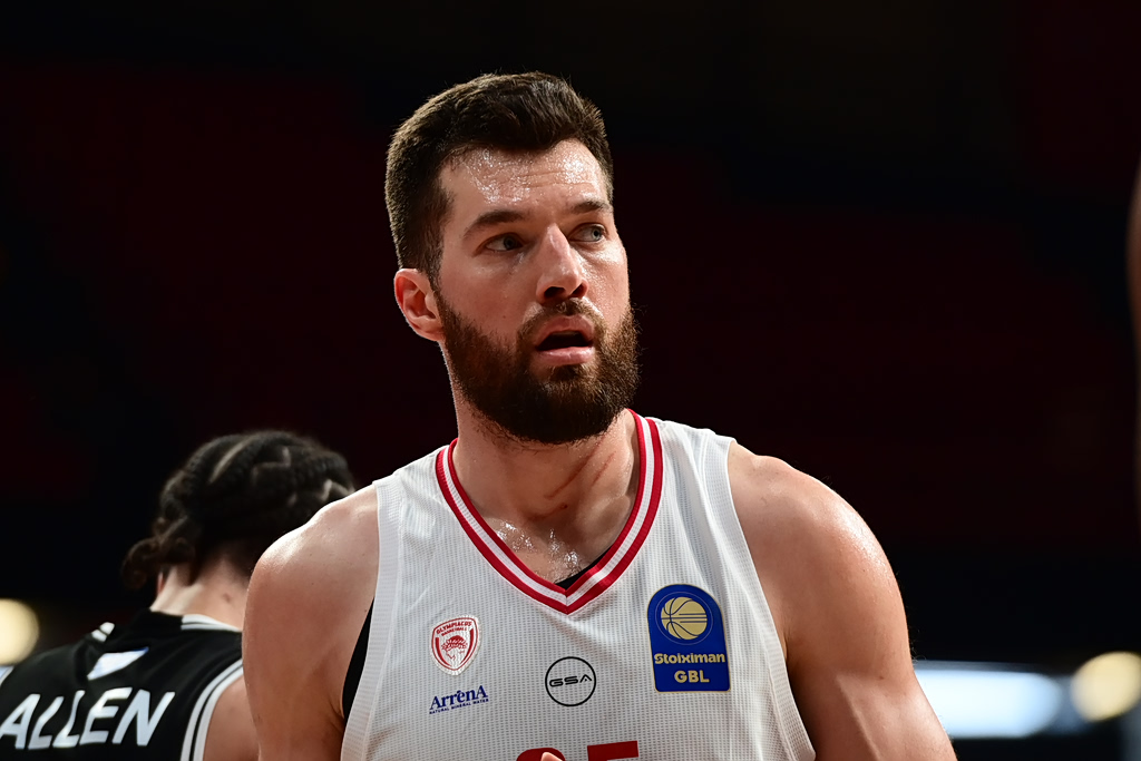 Ολυμπιακός – ΠΑΟΚ 100-73: Εύκολο μεσημέρι με μπροστάρη Πίτερς