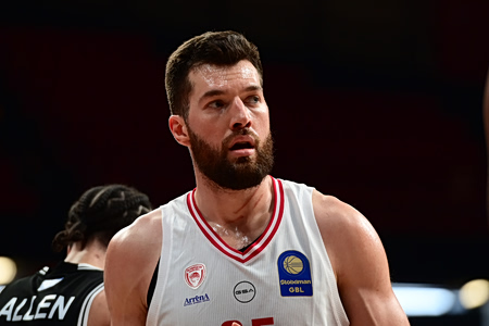 Ολυμπιακός – ΠΑΟΚ 100-73: Εύκολο μεσημέρι με μπροστάρη Πίτερς