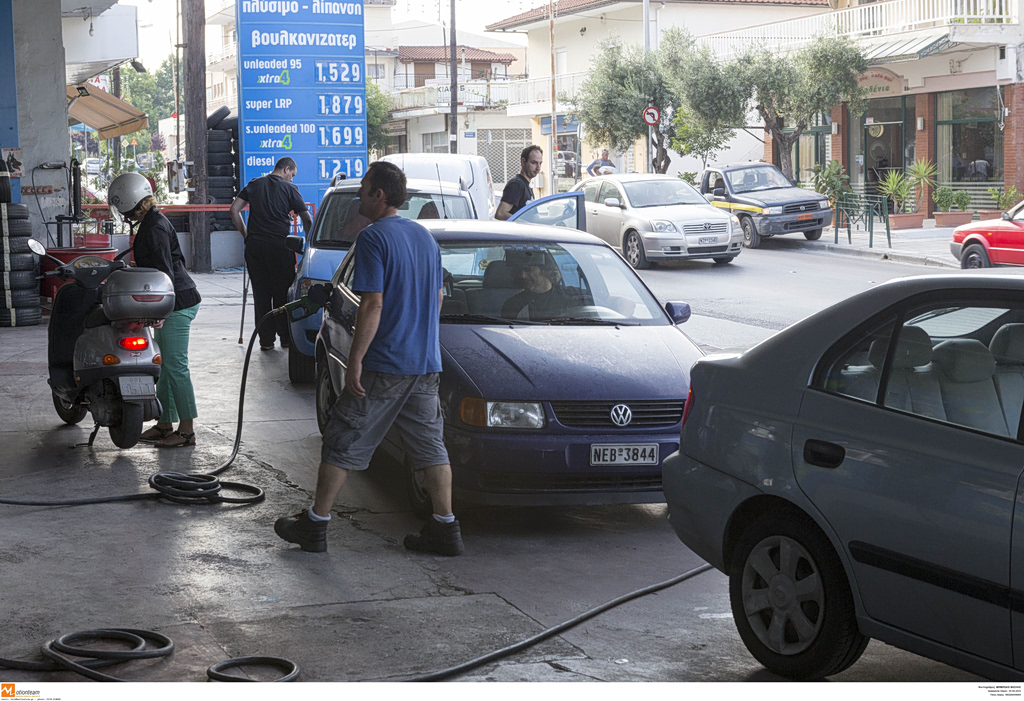 Έρχεται πλαφόν στα καύσιμα – Πότε θα ενεργοποιηθεί το fuel pass
