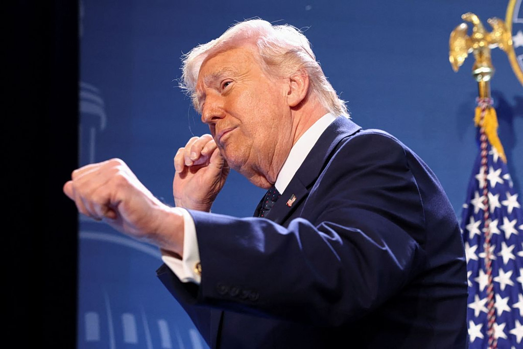 5 το πρωί: Ο αινιγματικός Τραμπ – Το ράλι στα καύσιμα – Η ενότητα στην Κύπρο