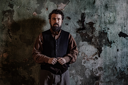 Κίμων Κουρής: «Ισως η αξία της καλοσύνης να βρίσκεται στο ότι σε κρατάει άνθρωπο»